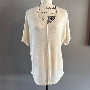 BKE Cream Short Sleeve Relaxed Blouse
